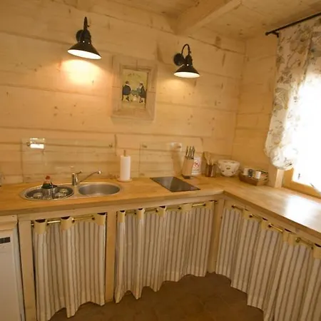 Smrekowa Osada Holiday home Jaroslawiec